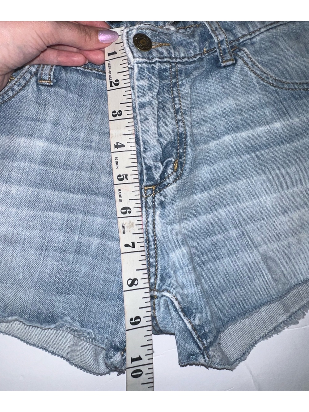 Vintage Y2K London Jeans Shorts - Picture 6 of 8